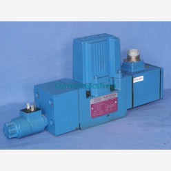 Netstal Moog D661Z2743E P80HXAPFNEA2